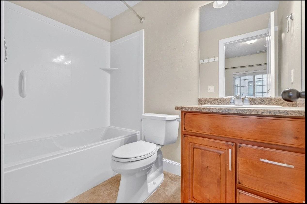 3624 Clear Rock Rd - Photo 6 of 35