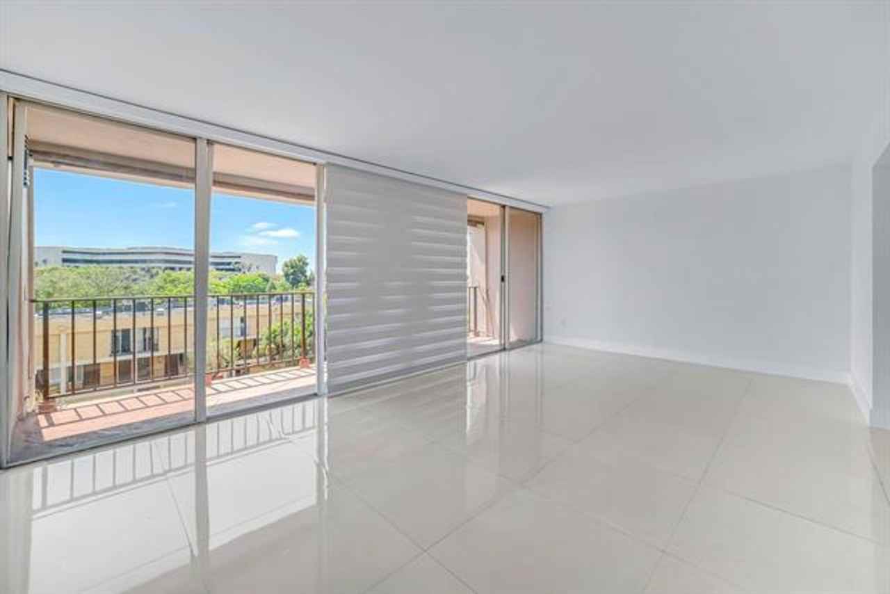 9240 Fontainebleau Blvd #505