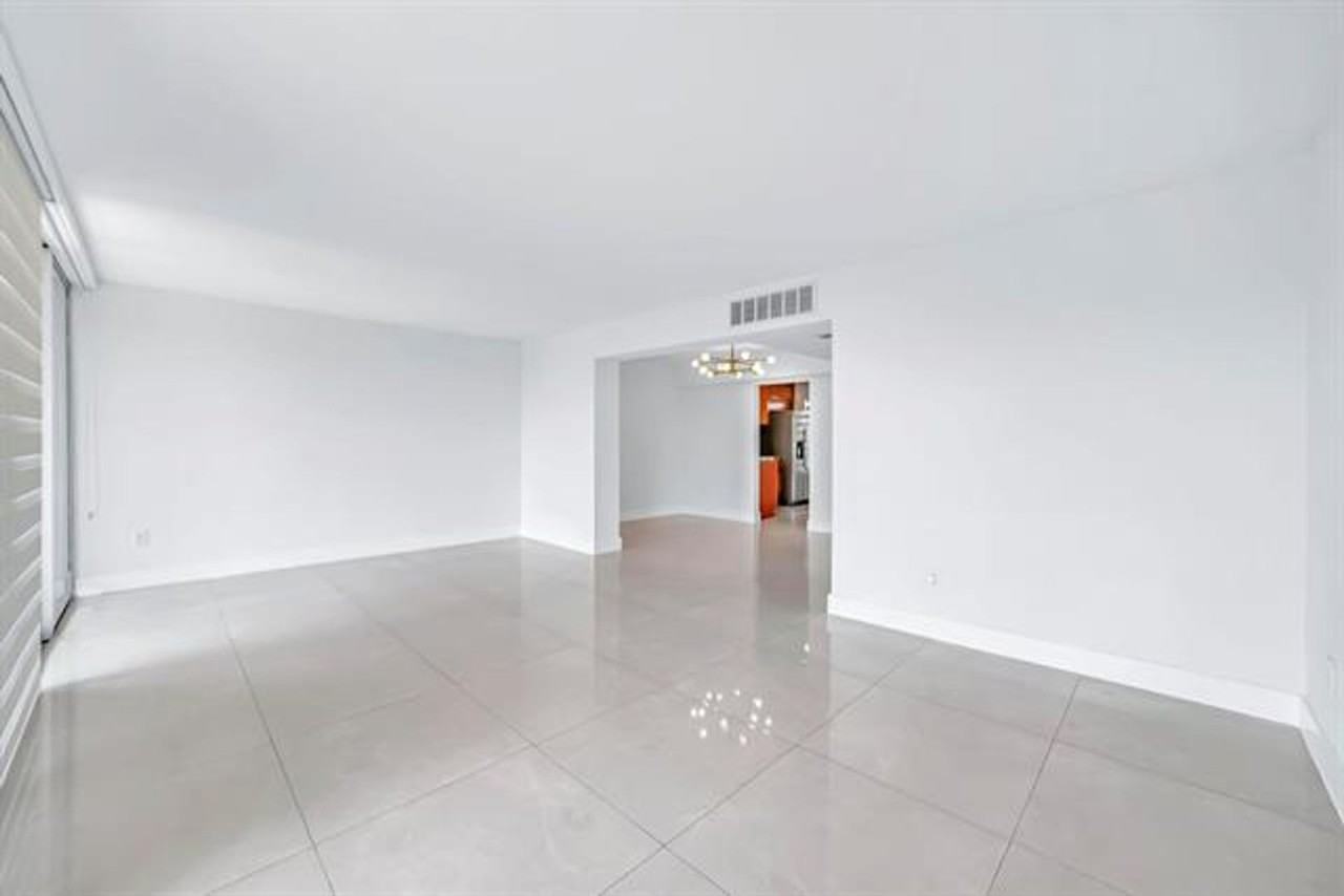 9240 Fontainebleau Blvd #505 - Photo 5 of 45