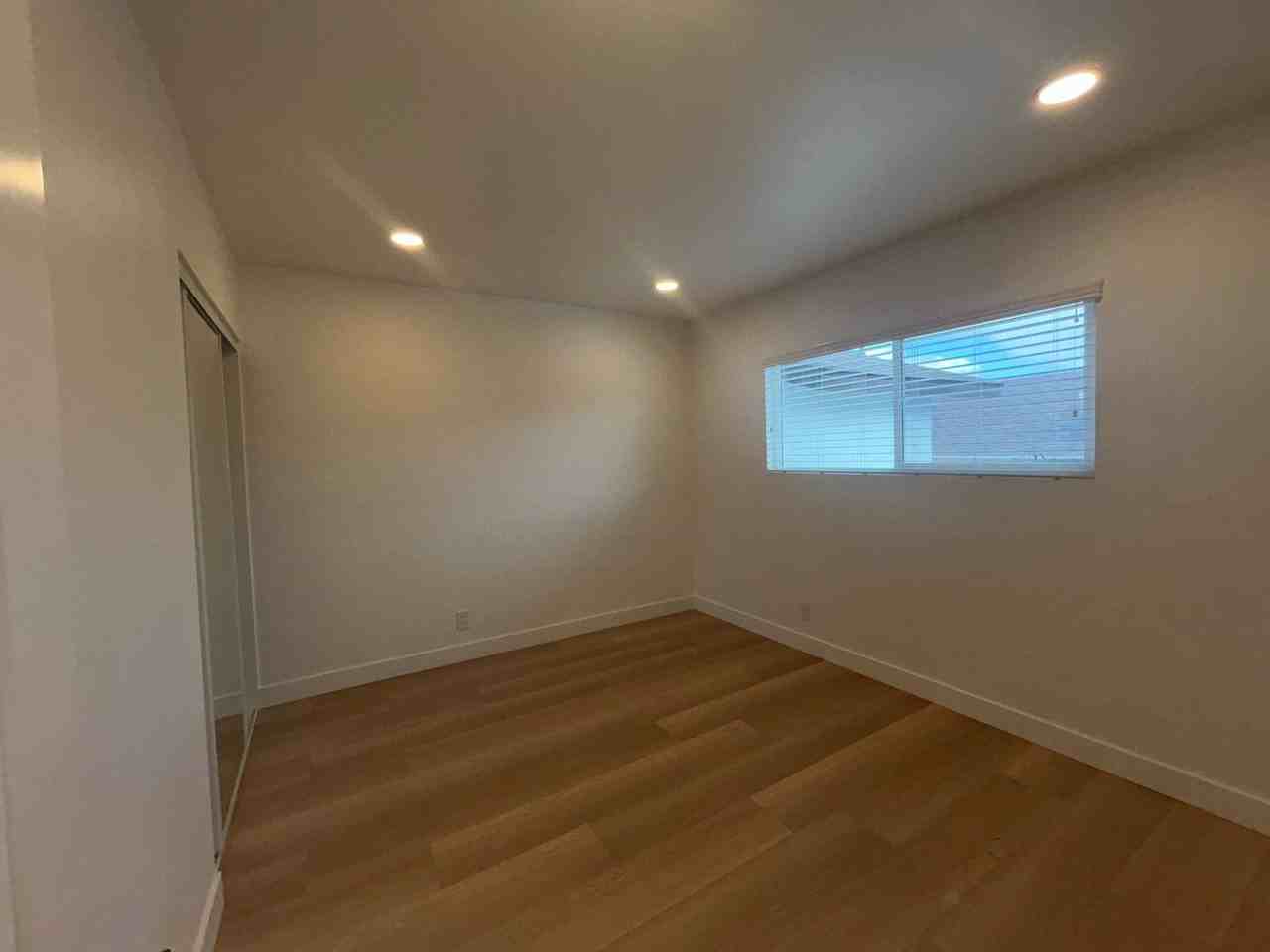 14332 Joyce Ave - Photo 7 of 13