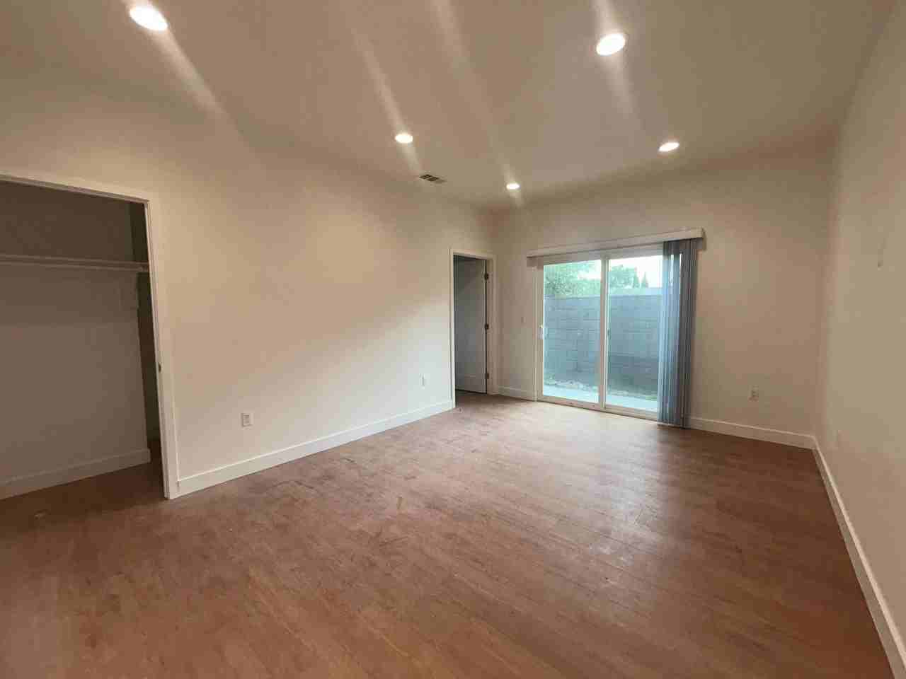 14322 Joyce Ave - Photo 5 of 15