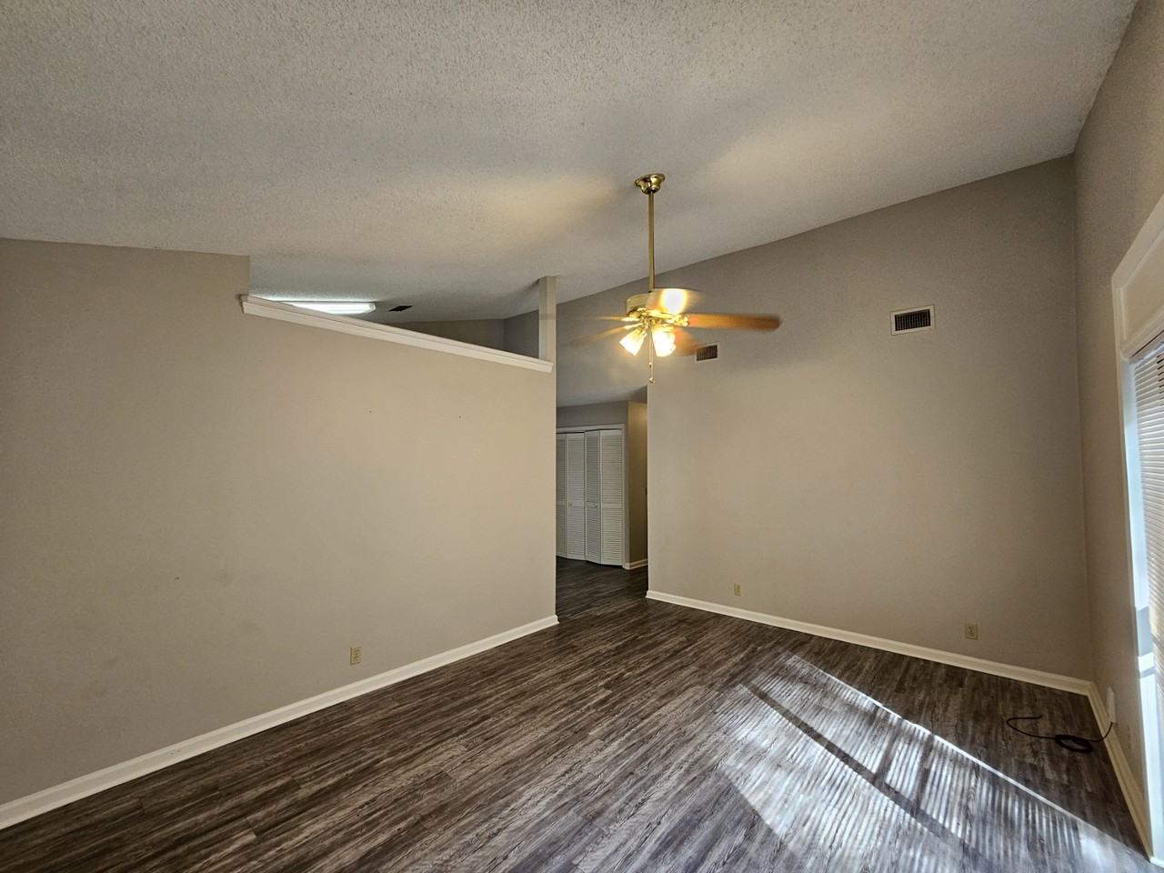 108 E Lakemont Dr #1 - Photo 6 of 33