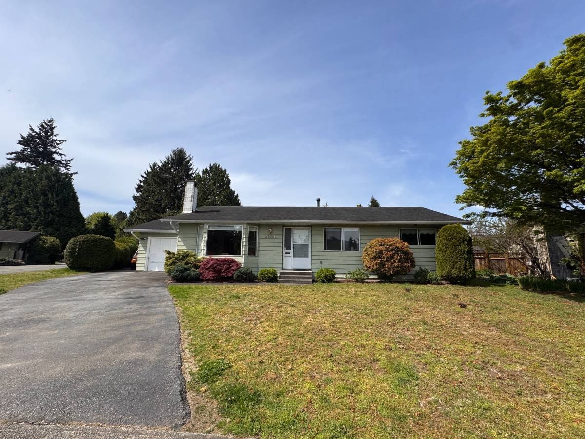 21946 Cliff Place - Photo 2 of 24