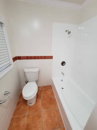1234 North Berendo Street #6 - Photo 4 of 10