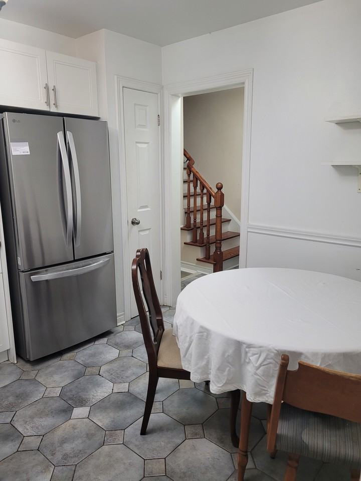 229 Chartland Boulevard South - Photo 6 of 15