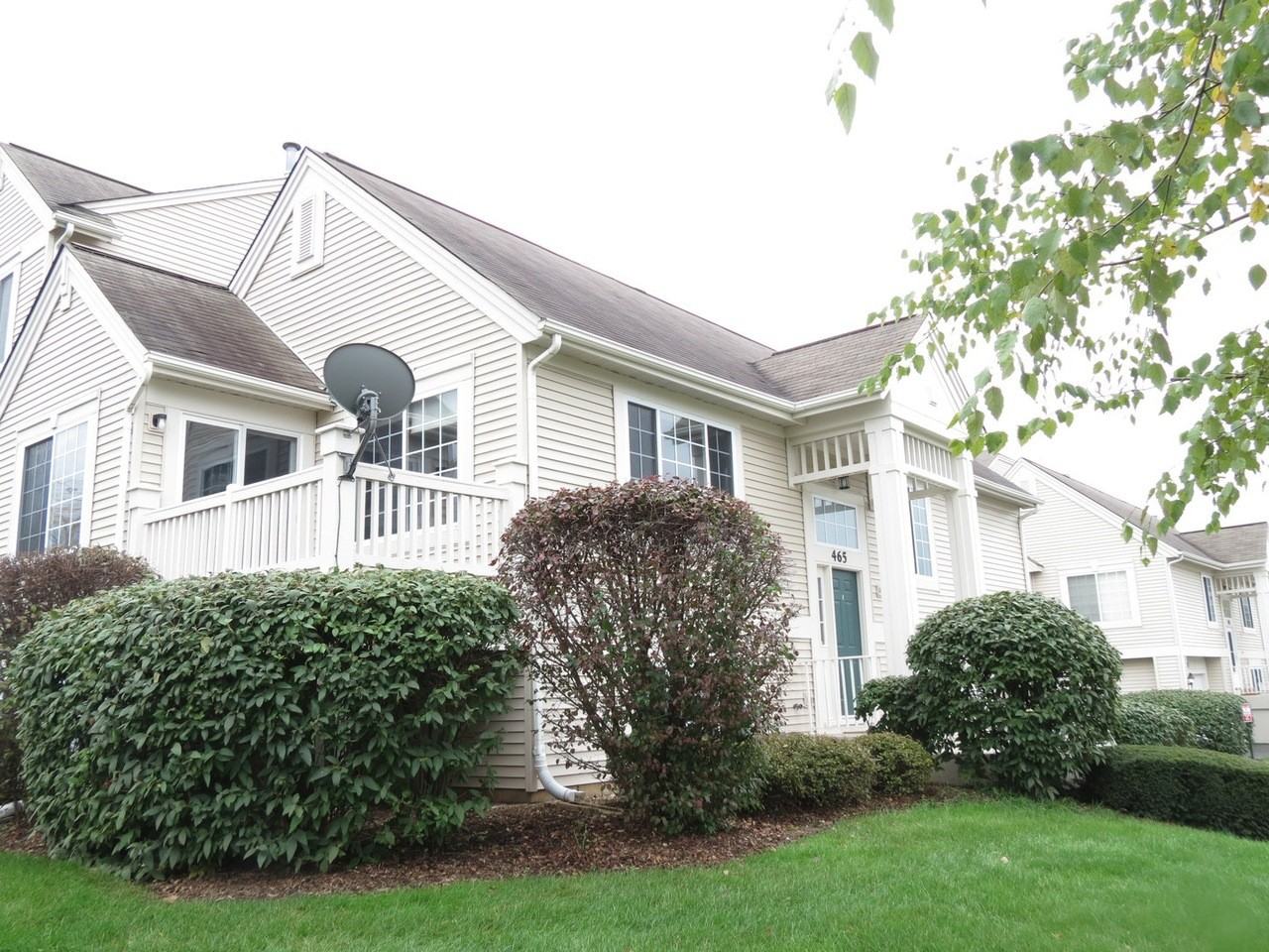 465 Cary Woods Circle - Photo 5 of 16