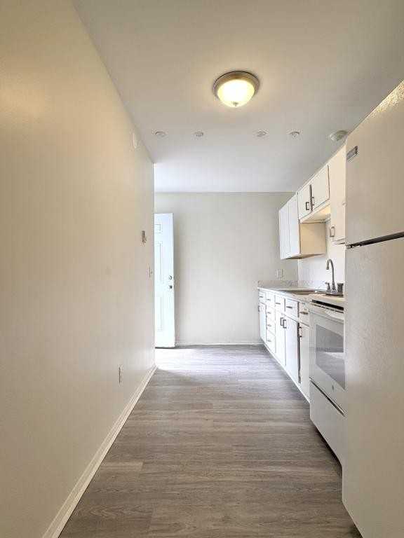 82 N Kelsey St Apt 4 - Photo 2 of 11