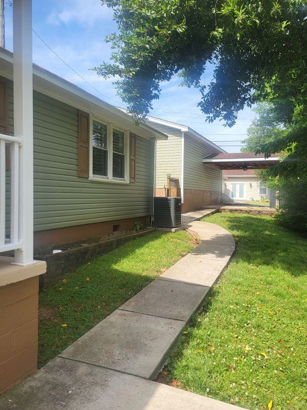 907 N Nashville Ave - Photo 4 of 21