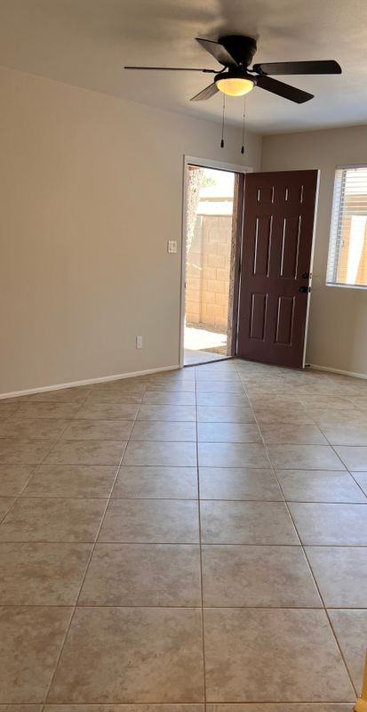 1839 E Inverness Ave - Photo 4 of 36