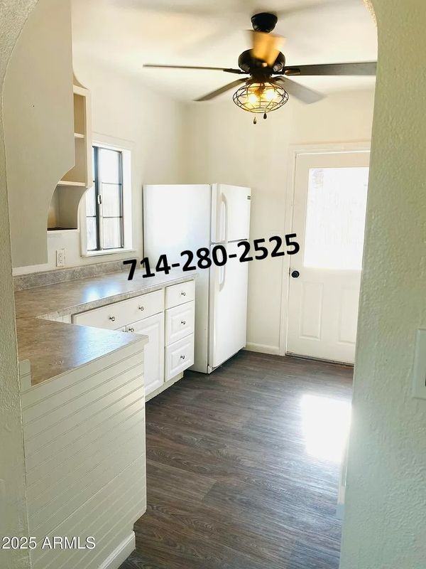 312 S 17th St - Photo 2 of 14