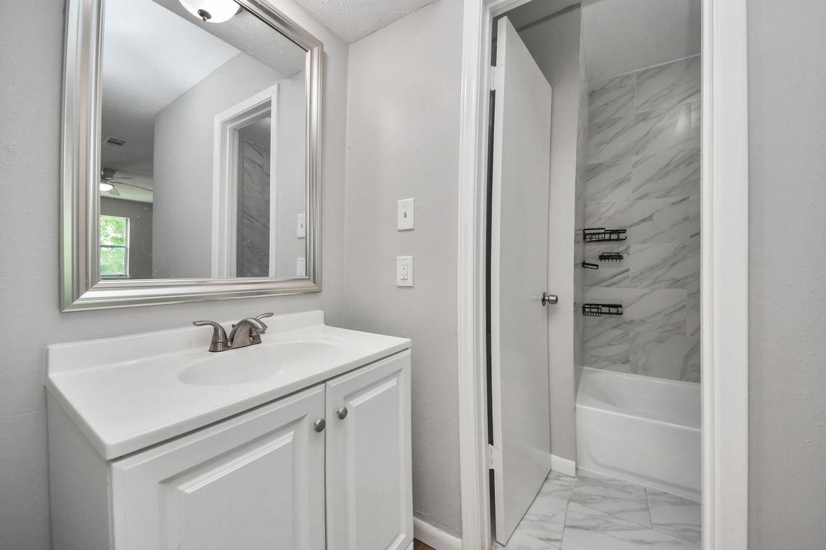 3603 Crosby Cedar Bayou Rd - Photo 6 of 43