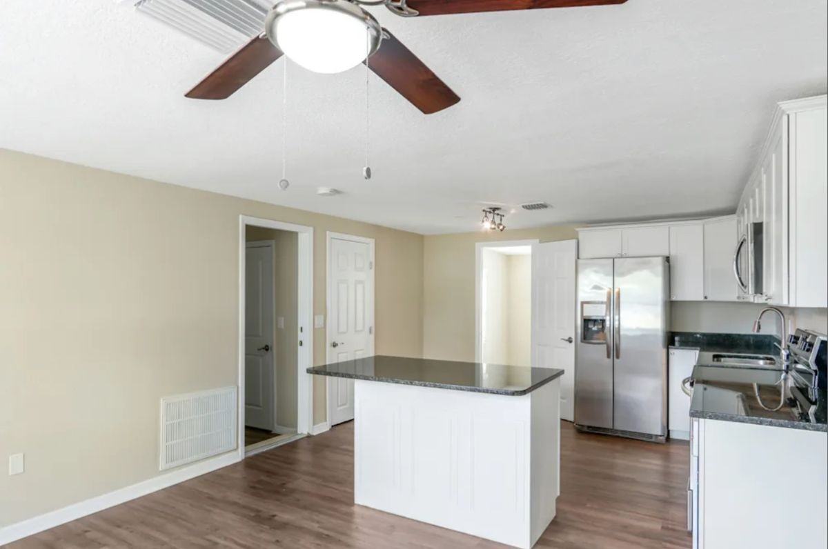 7202 Palisade Dr - Photo 6 of 13