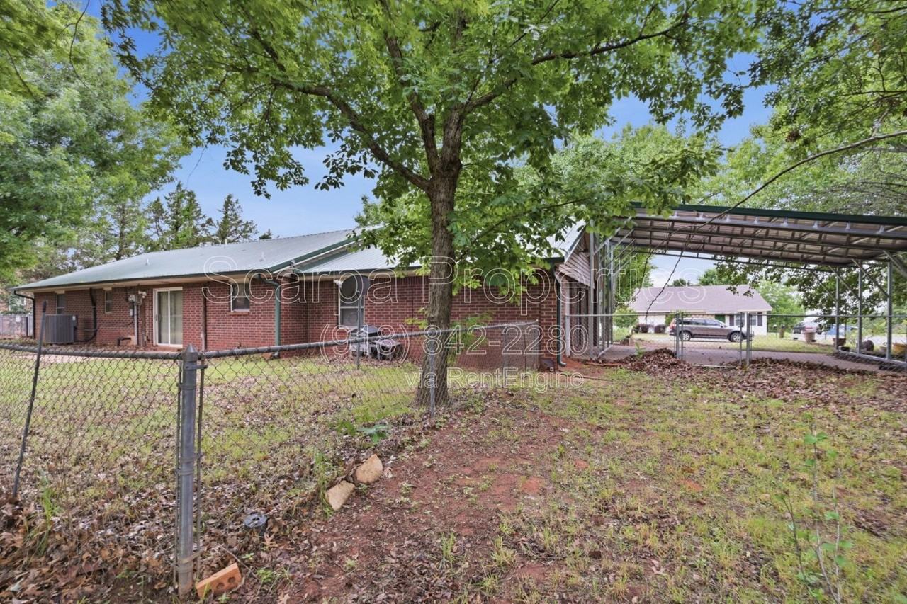 2652 N Main St - Photo 5 of 26