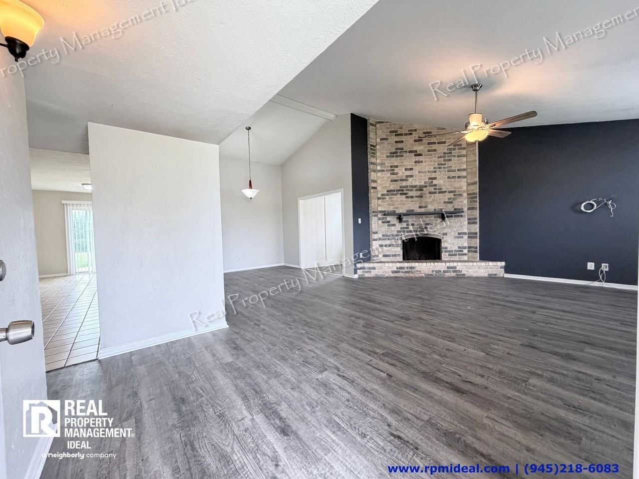 7712 Underwood Dr - Photo 3 of 27
