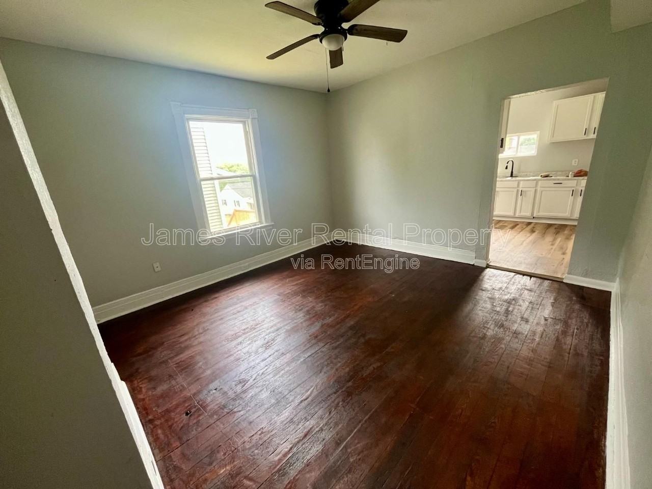 1521 Taylor St - Photo 6 of 17