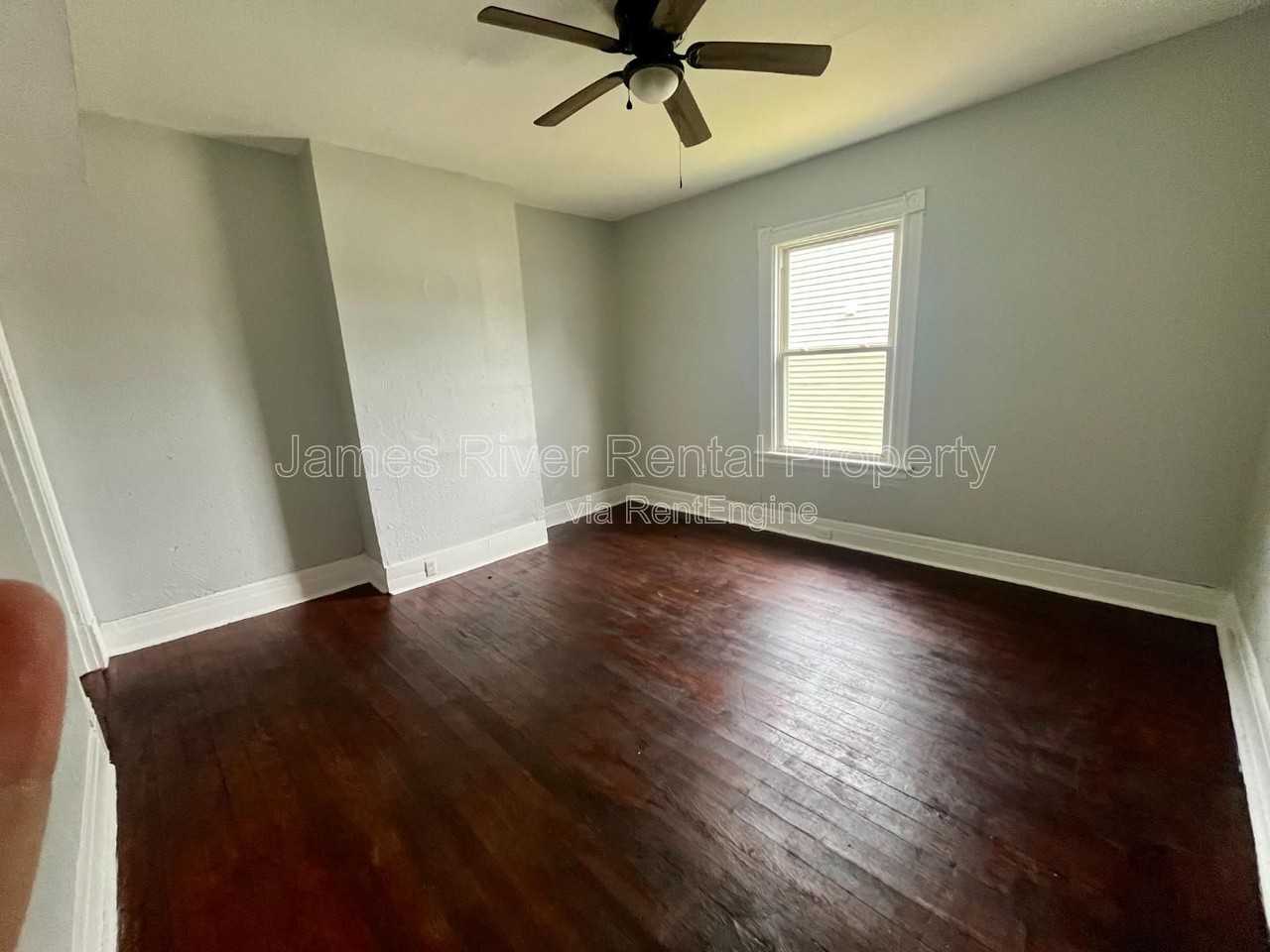 1521 Taylor St - Photo 7 of 17