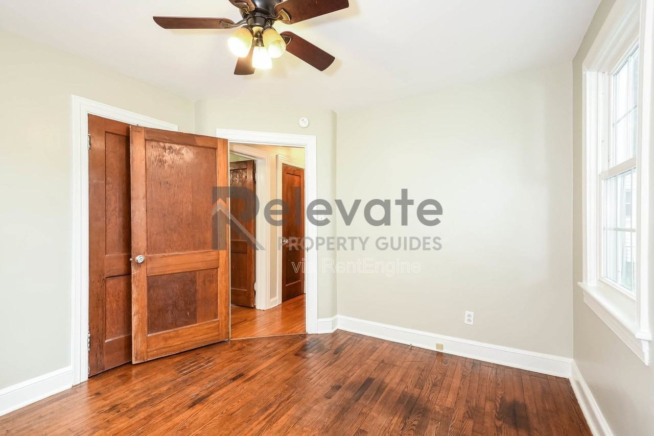 1208 W Broadway - Photo 7 of 17