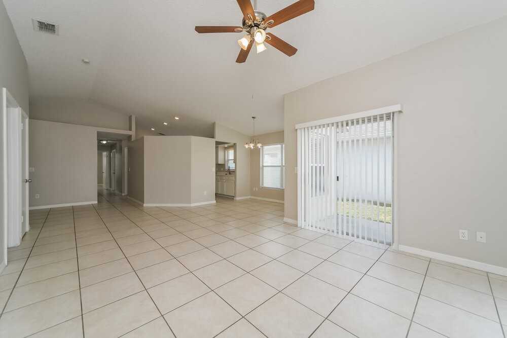 3235 Brewster Dr - Photo 6 of 16