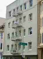 featured image of 825 Bush St