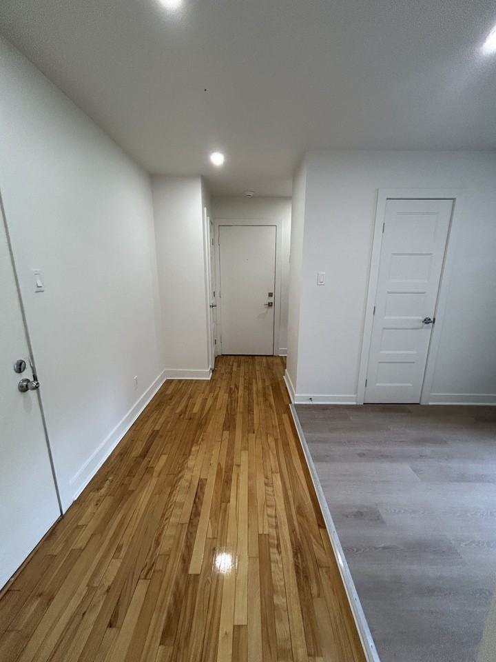 7241 Fielding Avenue - Photo 7 of 9