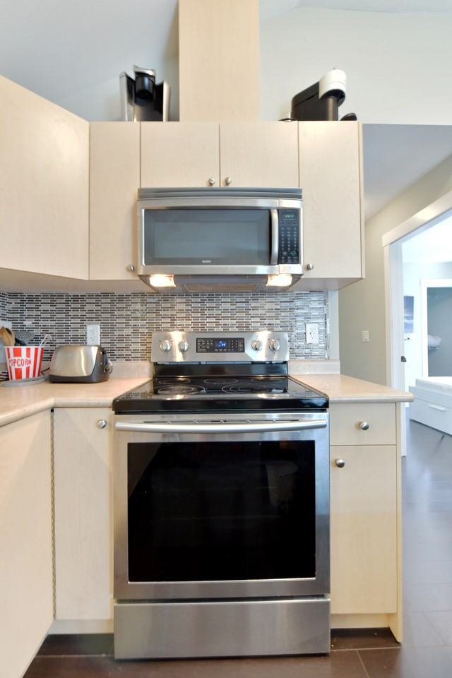 7309 191b St - Photo 7 of 15