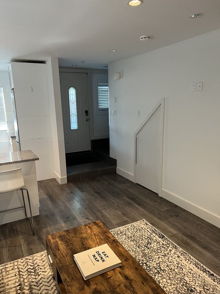 Blenheim St & W 20th Ave - Photo 3 of 15