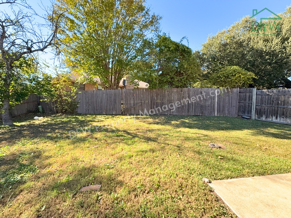 6920 Misty Meadow Dr S - Photo 3 of 3