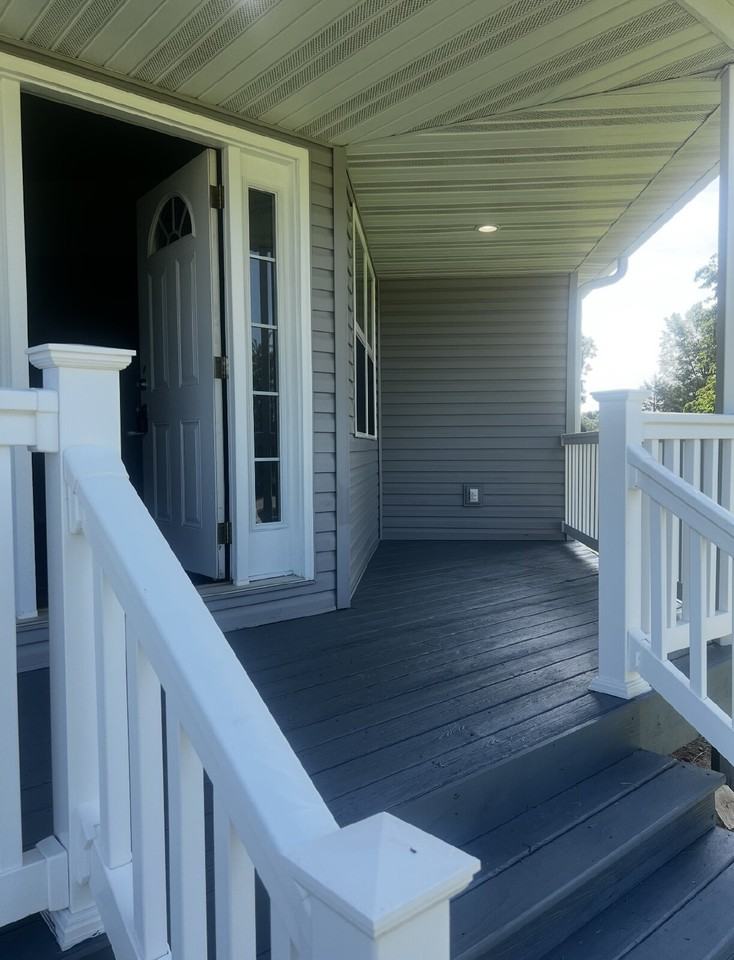 366 Oak Brook Ests Ln - Photo 3 of 17