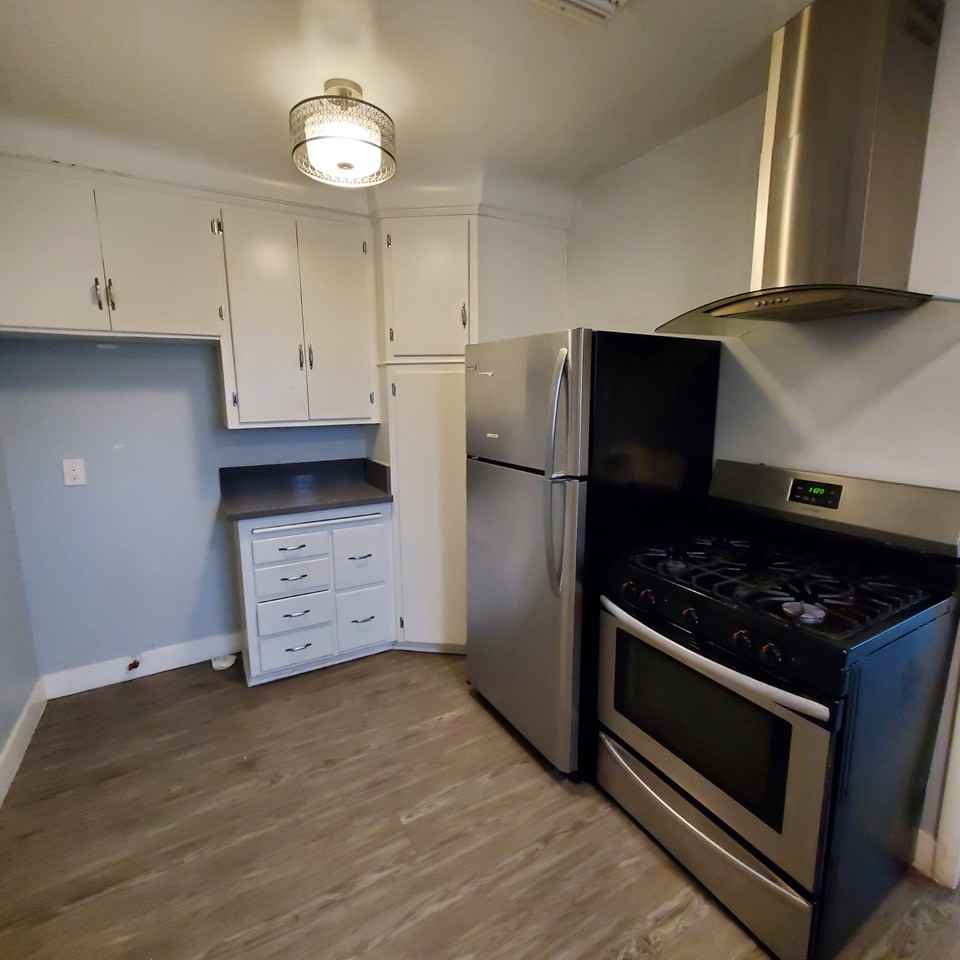 8420 Crenshaw Blvd #A - Photo 4 of 13