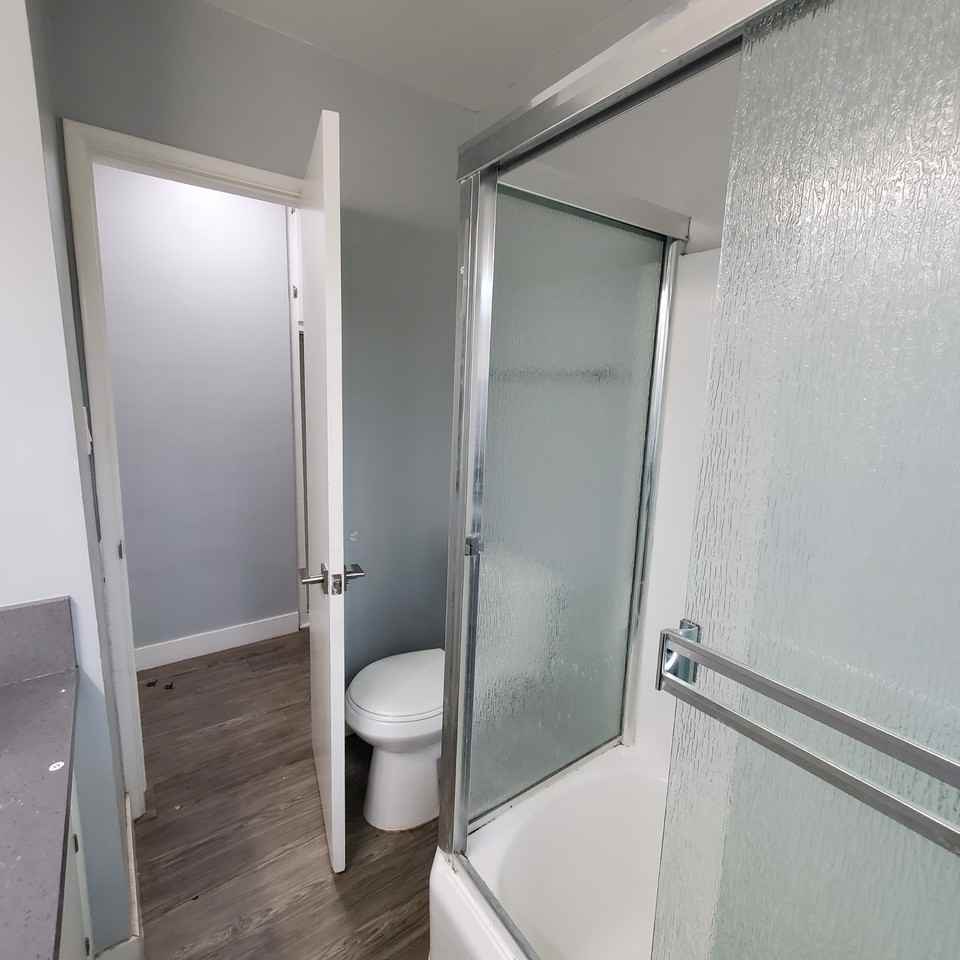 8420 Crenshaw Blvd #A - Photo 5 of 13