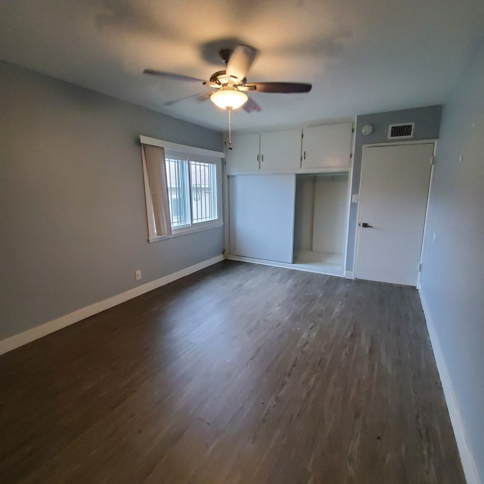 8420 Crenshaw Blvd #A - Photo 6 of 13