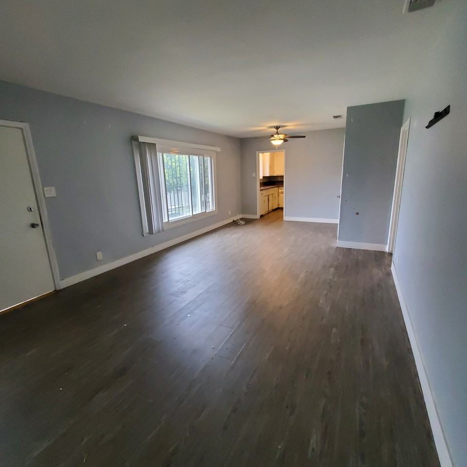 8420 Crenshaw Blvd #A - Photo 7 of 13