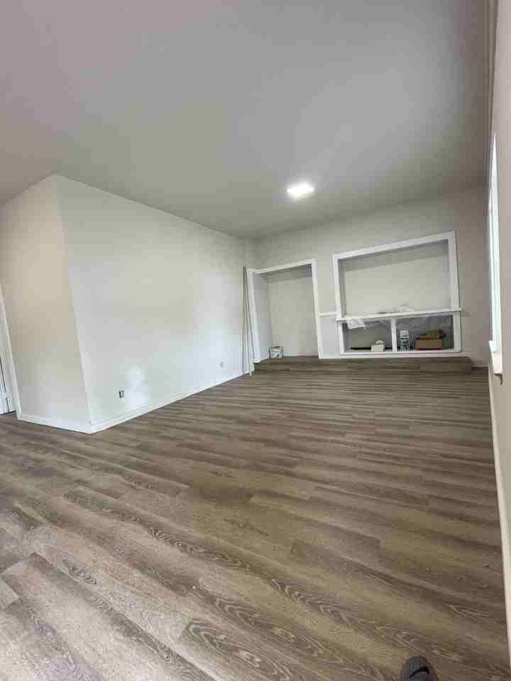 803 2nd St #NA - Photo 2 of 10