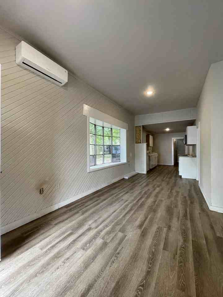 803 2nd St #NA - Photo 3 of 10