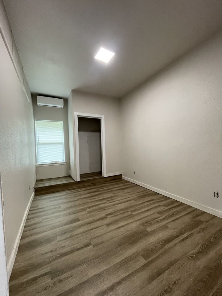 803 2nd St #NA - Photo 6 of 10