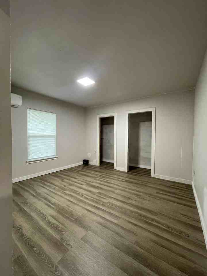 803 2nd St #NA - Photo 7 of 10