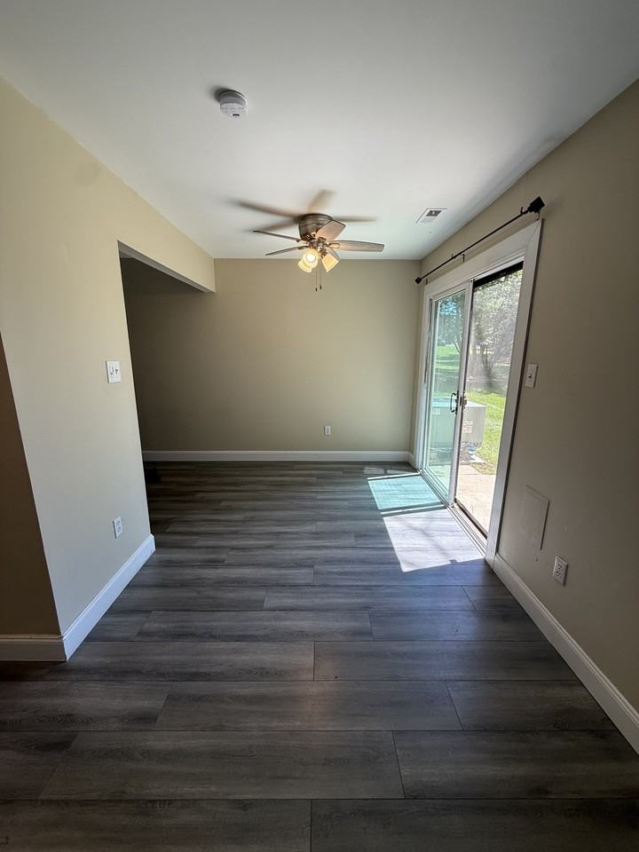 406 Willow Turn #A - Photo 6 of 11