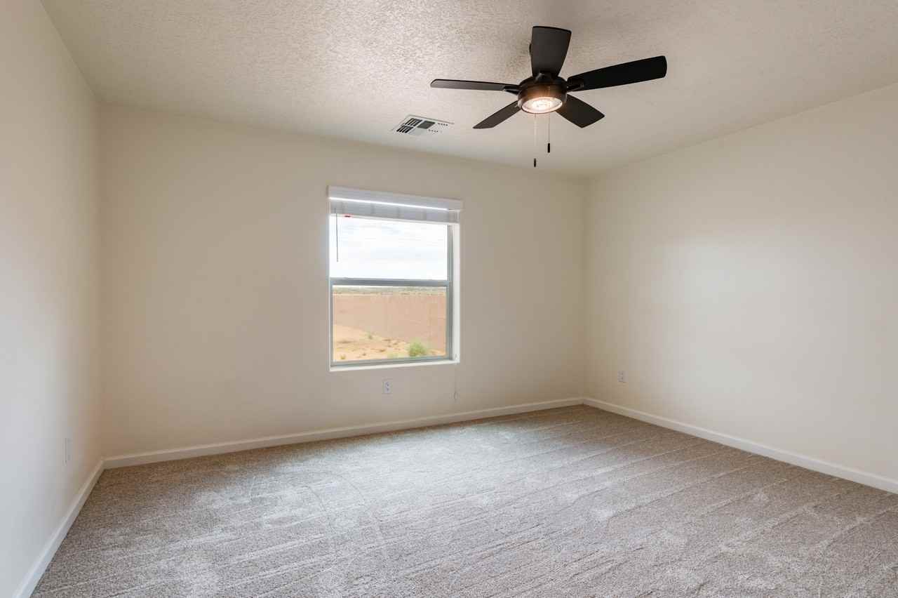 3405 Deledda Rd Ne #NA - Photo 5 of 19