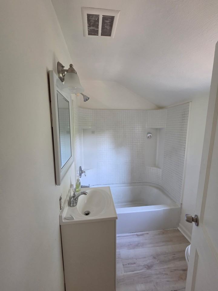 117 Norman Dr #NA - Photo 2 of 12