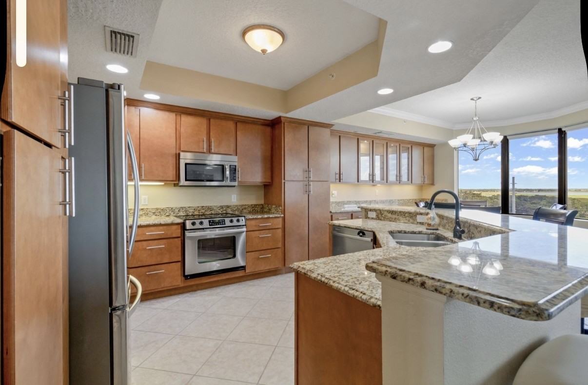 111 E Monument Ave #705 - Photo 3 of 21