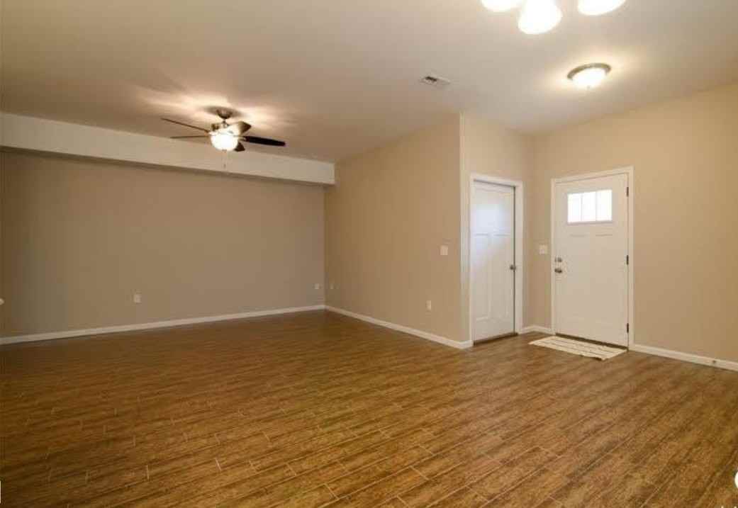 338 Minnesota St #NA - Photo 2 of 11