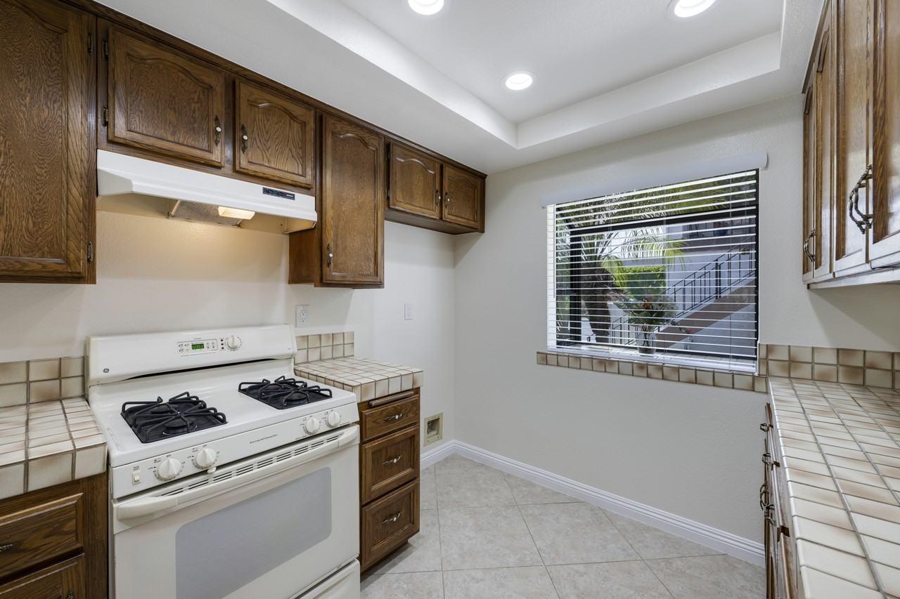 319 Molokai Dr #NA - Photo 5 of 26