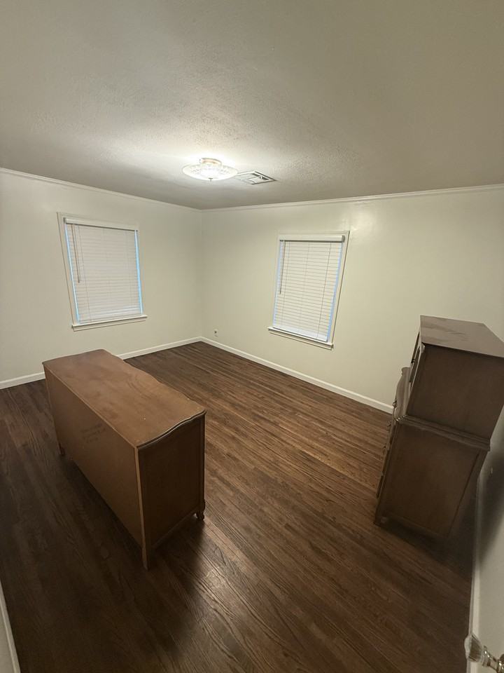 5347 E 5th St #NA - Photo 7 of 13