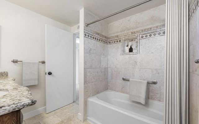 1955 Gardenstone Ct #NA - Photo 5 of 13