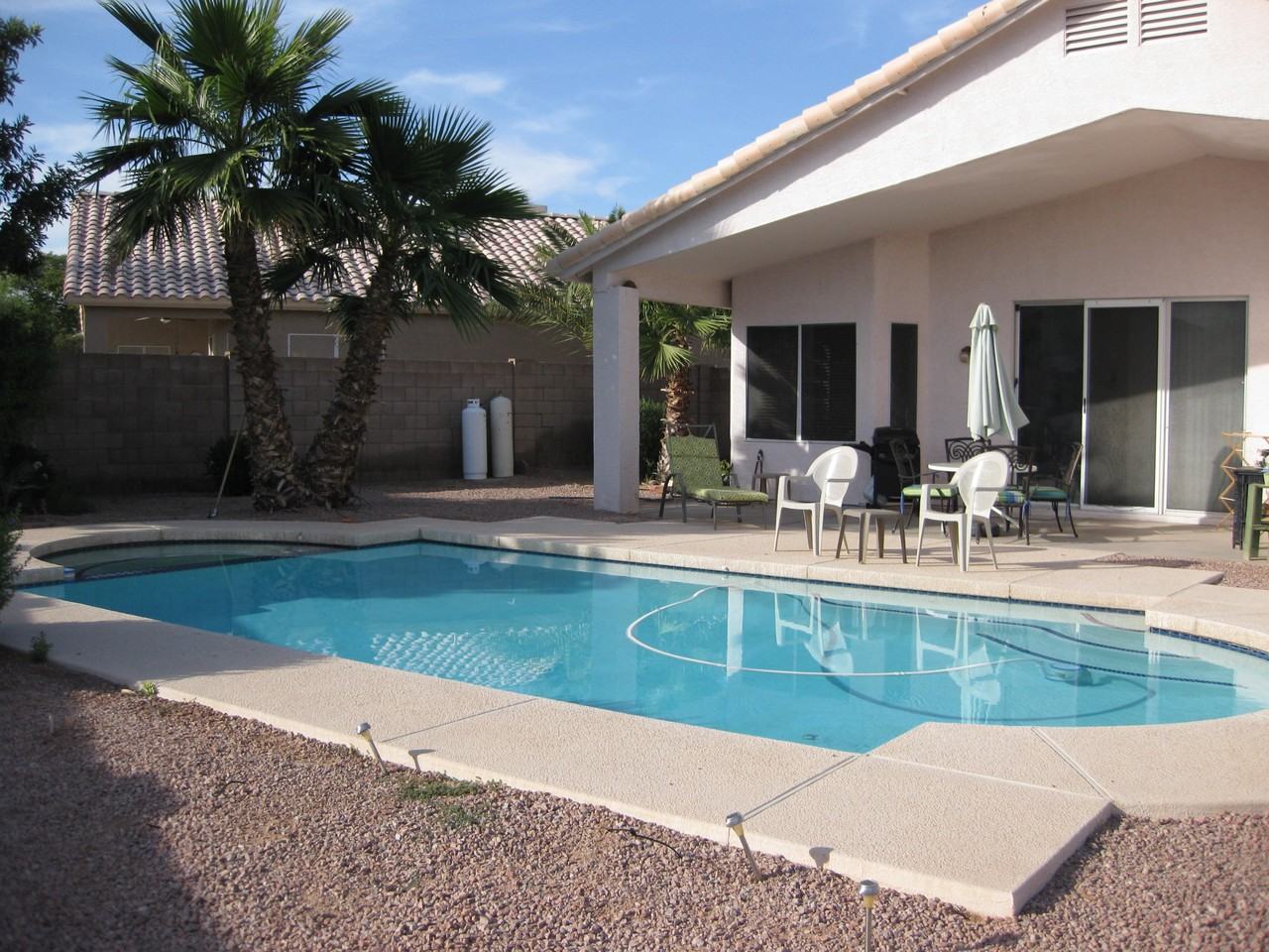 14452 S 44th Pl #NA - Photo 2 of 4