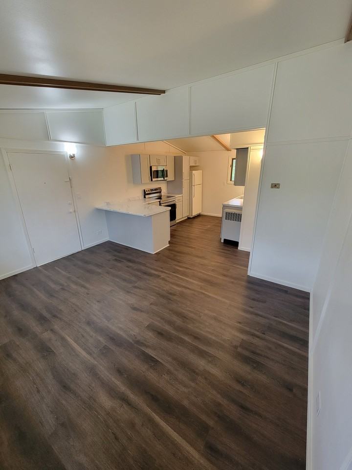 1115 Moreland St #4 - Photo 2 of 18