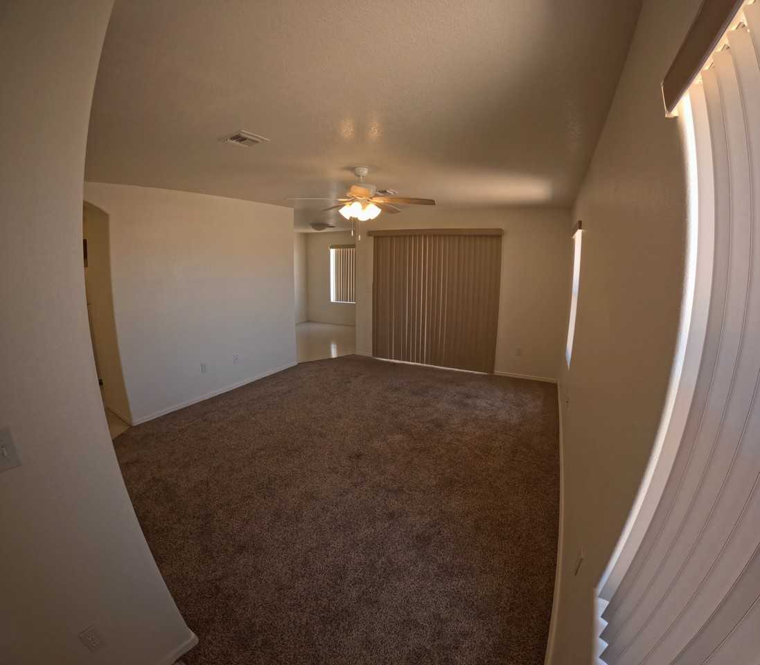 3424 Sunriver Rd #1 - Photo 4 of 23