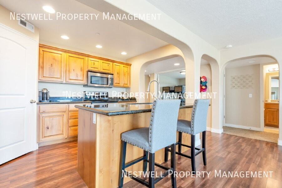 11782 S Currant Dr #103 - Photo 7 of 22