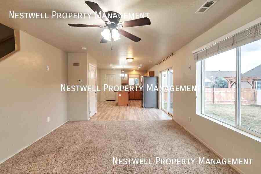 1176 S 1920 E - Photo 7 of 29