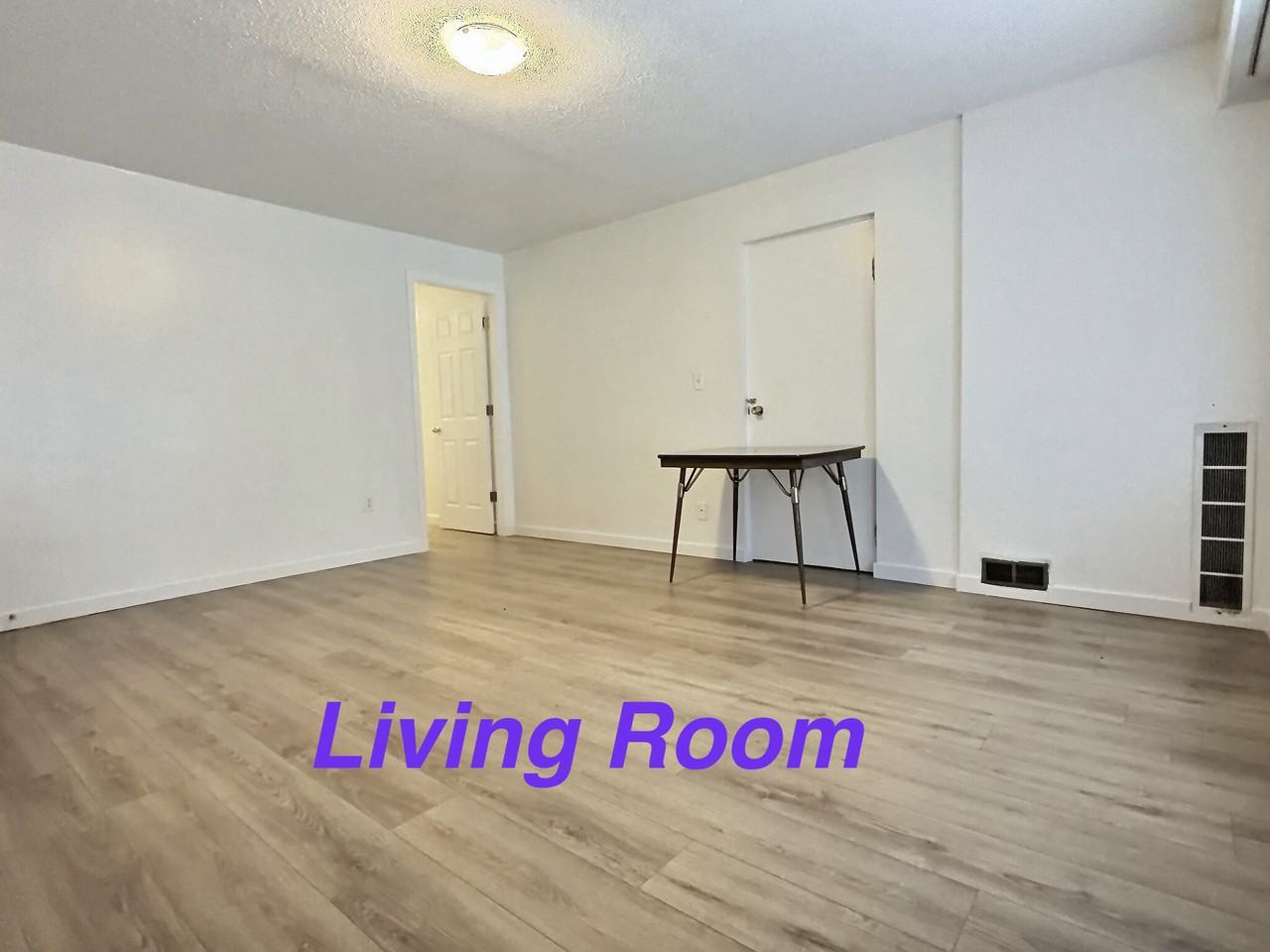 3218 Charles St - Photo 2 of 6
